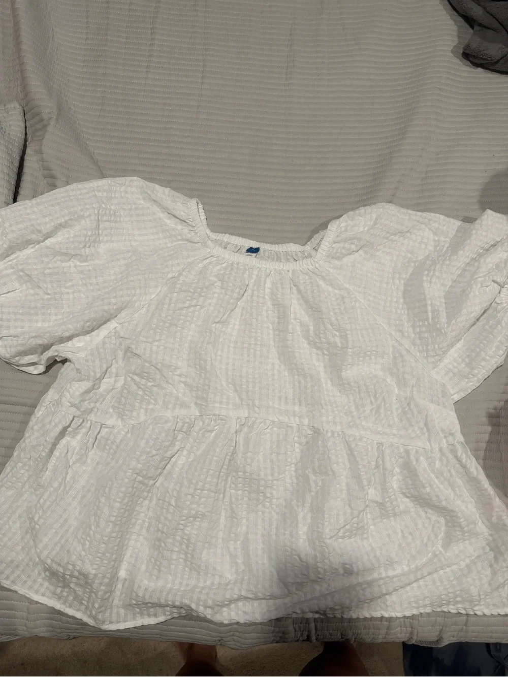 Old Navy White Textured Peasant Top